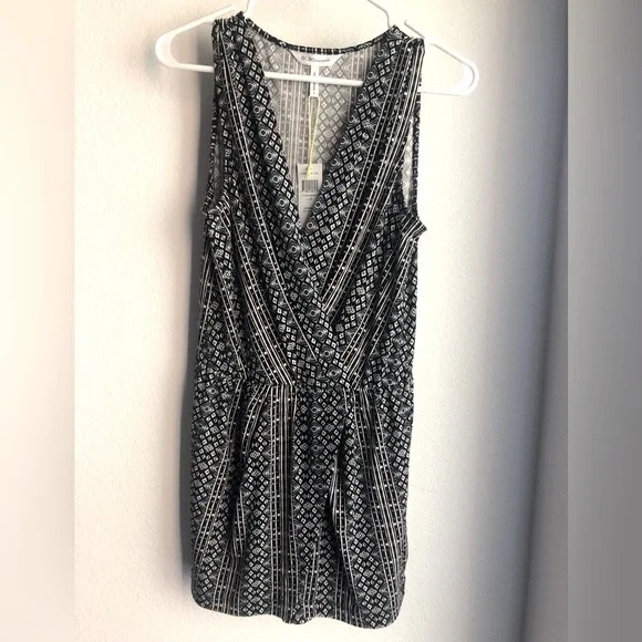 BCBGeneration black/multicolor romper, Size Small, Never Worn, Tags Attached - Picture 3 of 3